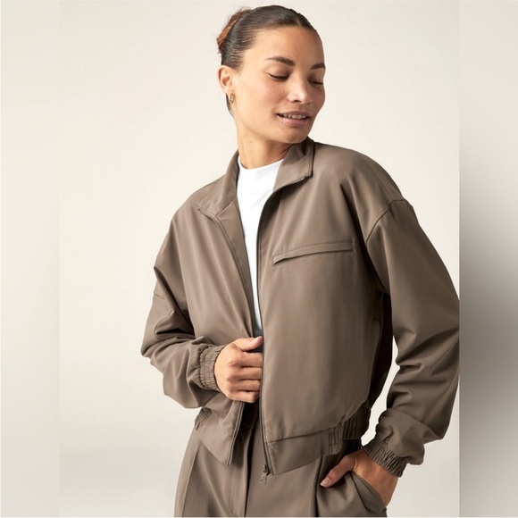 BEYOND YOGA STATUS POCKET JACKET SIZE XL MUSHROOM BROWN LIKE NEW - Picture 1 of 13